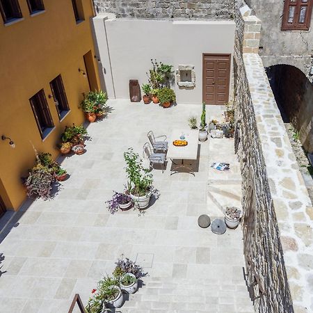 Spanish Knights Inn Rhodes City ภายนอก รูปภาพ