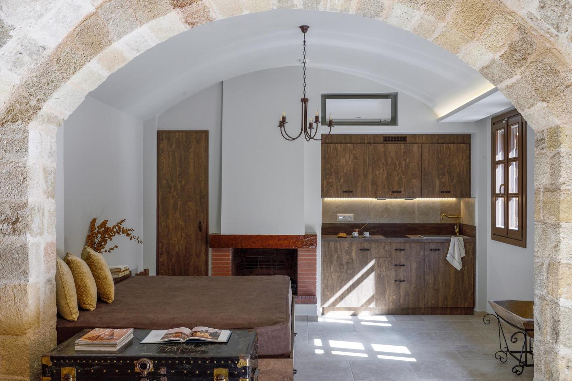 Spanish Knights Inn Rhodes City ภายนอก รูปภาพ