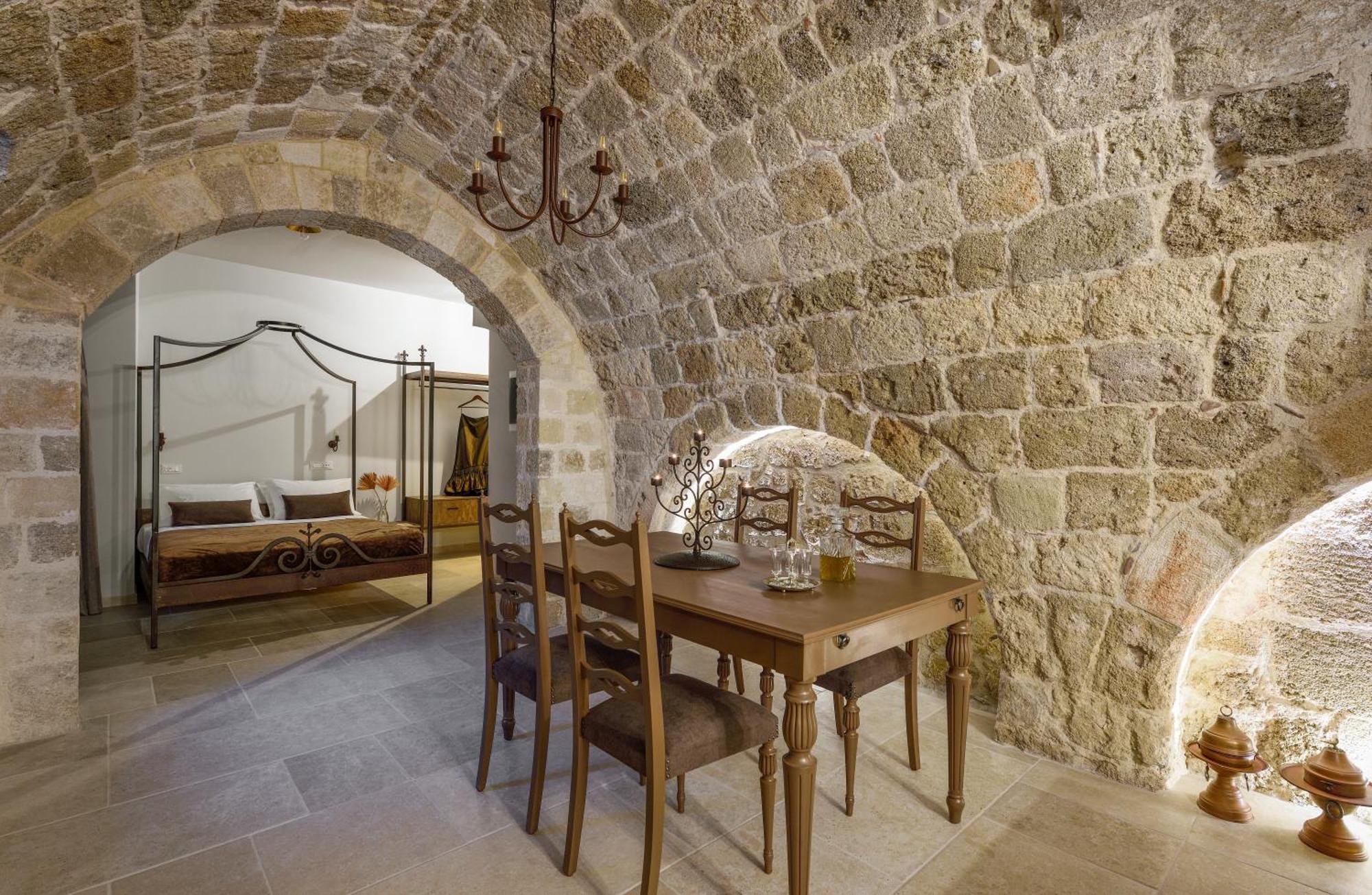 Spanish Knights Inn Rhodes City ภายนอก รูปภาพ