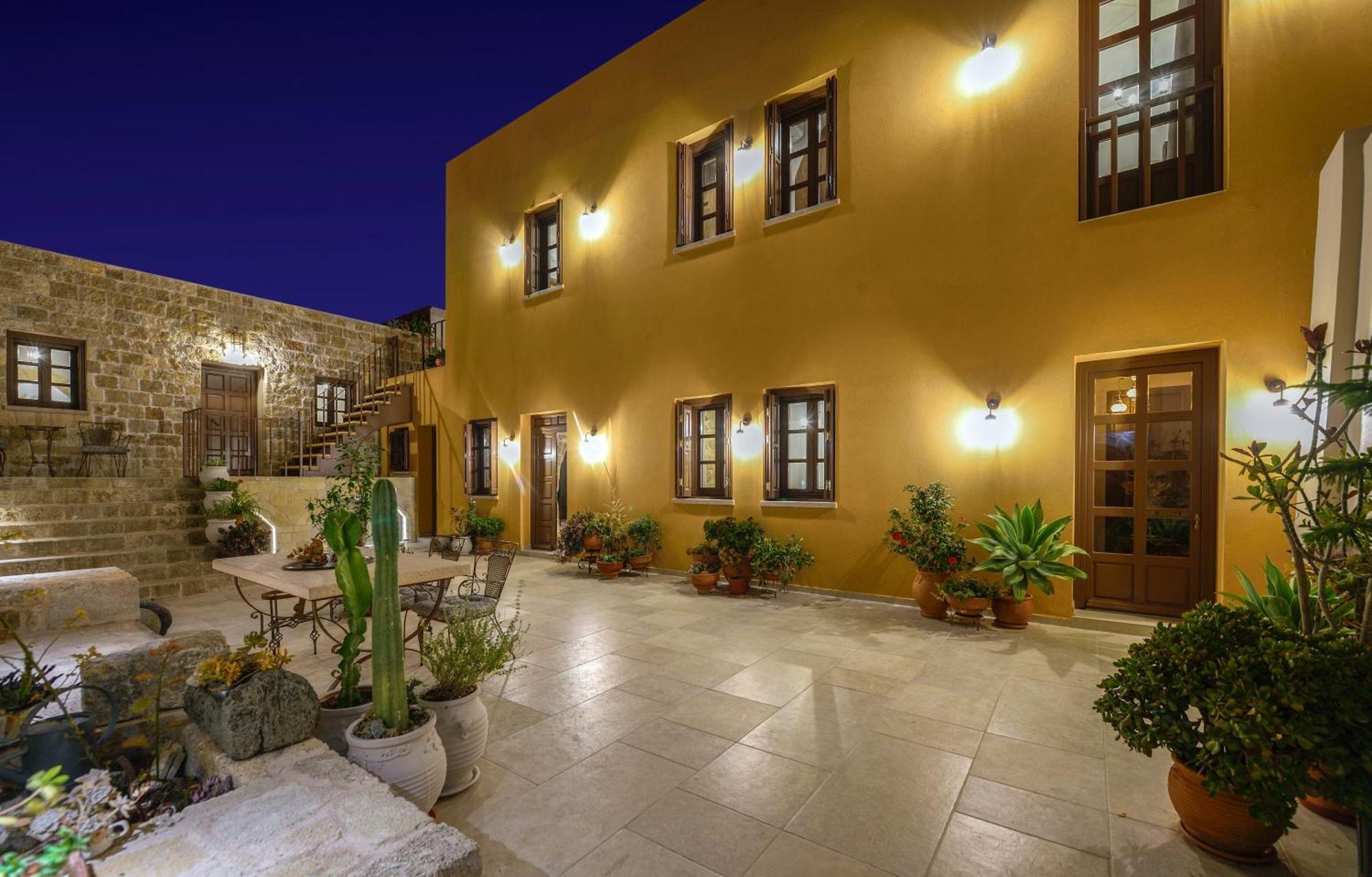 Spanish Knights Inn Rhodes City ภายนอก รูปภาพ