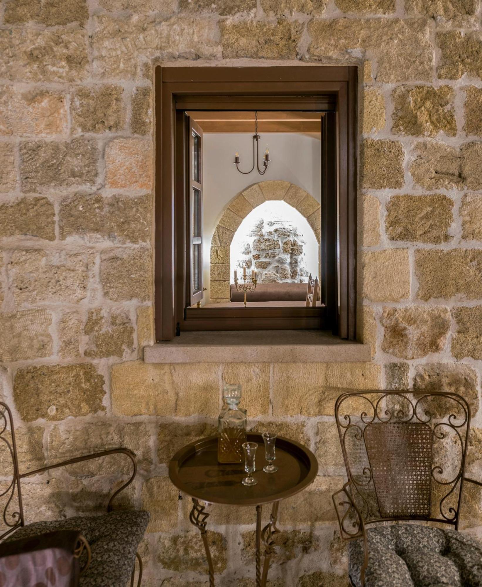 Spanish Knights Inn Rhodes City ภายนอก รูปภาพ